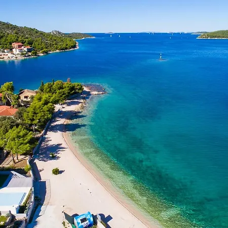 Second-home * Ražanj