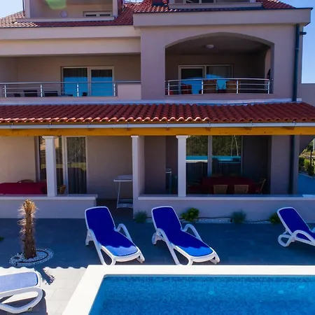 Second-home Appartement Ražanj