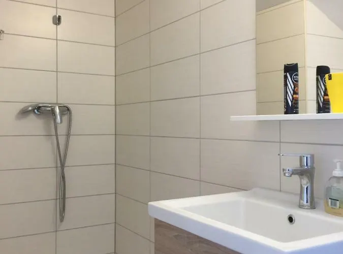 Second-home * Ražanj