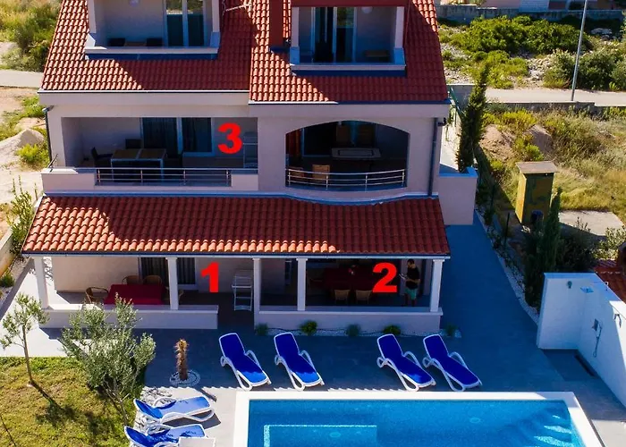 アパート Second-home Ražanj